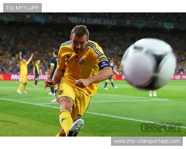 曼城后场发起课：比赛中长传转移训练成常态