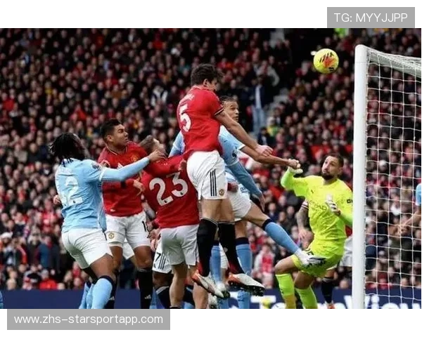 英超-迪亚洛绝平 曼联2分钟内丢2球2-2森林结束三连胜，迪亚曼蒂足球