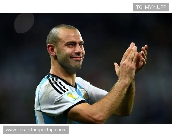 格里马尔多任意球双响成德甲焦点，巴萨遗珠未来引期待，格里兹曼签约巴萨