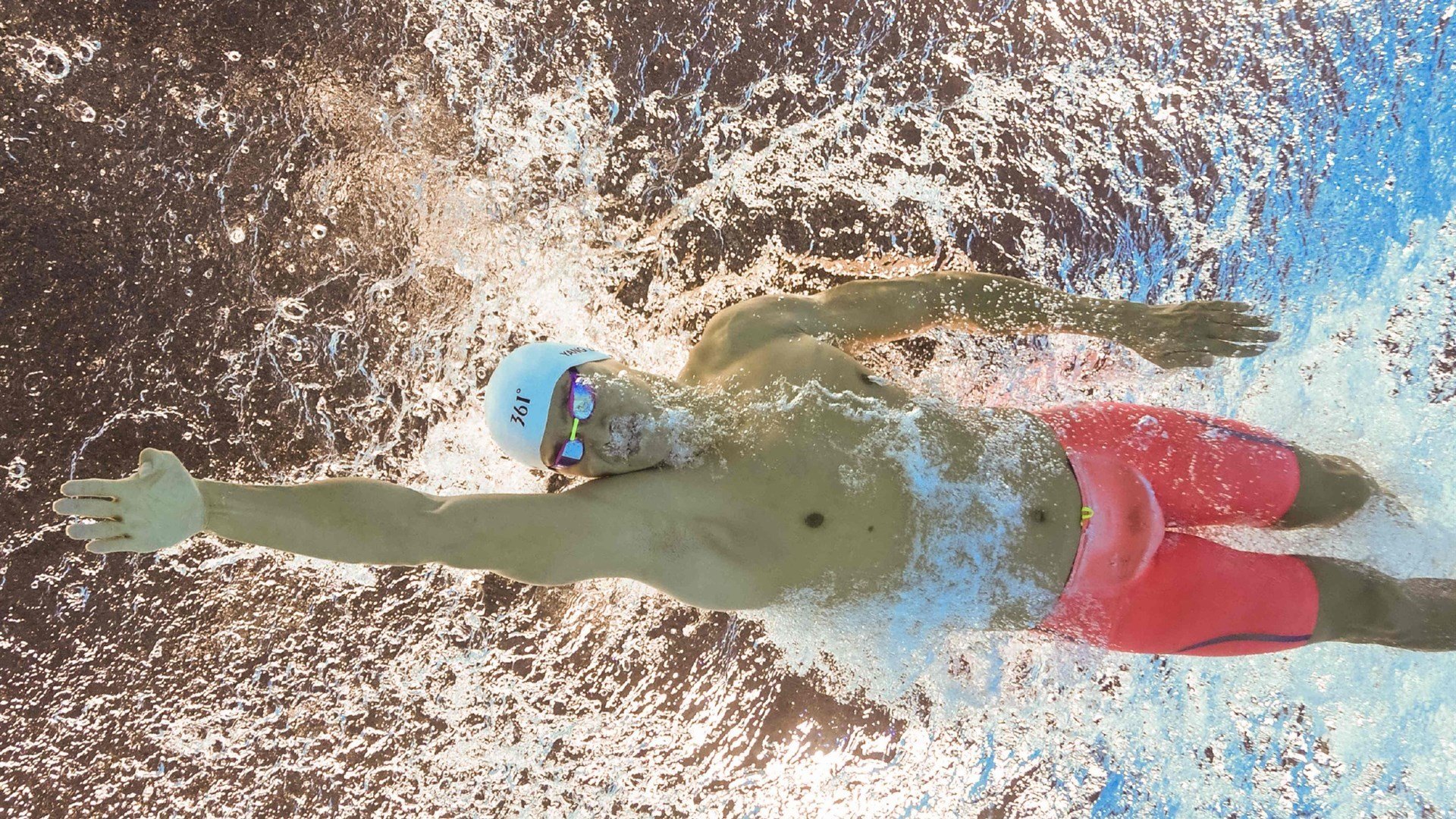 中国男篮年轻阵容展现新气象,中国年轻男篮球运动员